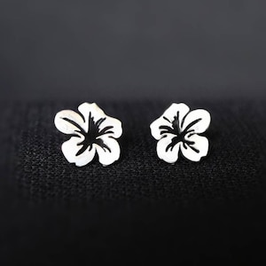 Dainty Flower Stud Earrings in Sterling Silver, Floral Blossom Flower Stud Earrings, Plumeria Stud Earrings, frangipani flower, flower lover
