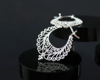 Sterling Silver Floral Hoop Earrings, Filigree Floral Hoop Earrings, Vintage Hoop, Scrolling Hoops, Indian Design Hoops, Bali Hoops Earring