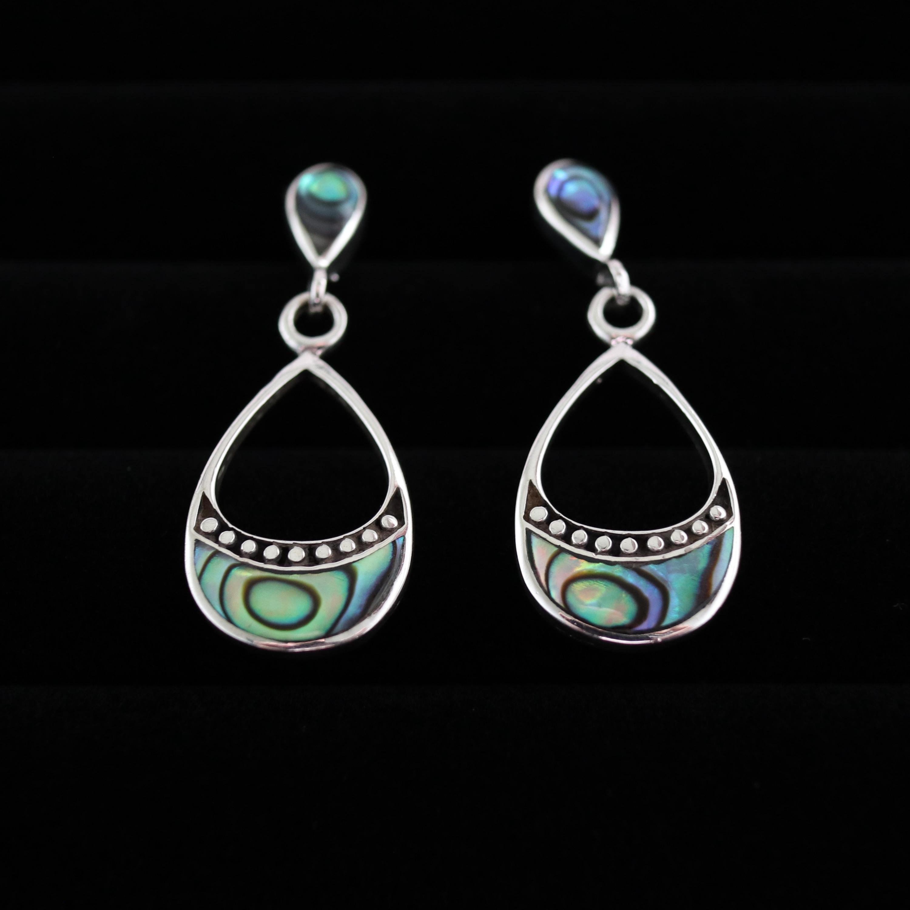 Orecchini A Disco In Madreperla Abalone, Incastonati In Argento 925 Rodiato. Eleganti E Antiannerimento, Diametro 12mm.