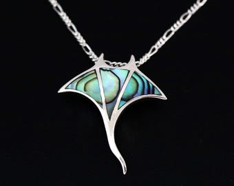 925 Sterling Silver Manta Ray Necklace, Pearl & Abalone Pendant, Ocean Animal Charm, Manta Ray Charm, Manta Ray Jewelry, Ocean-Inspired Gift