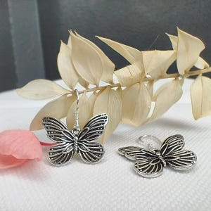 925 Sterling Silver Earrings, Butterfly Earrings, Butterfly Drop Earrings, Butterfly Dangle Earrings, Animal Earrings, Small Butterfly
