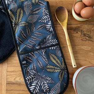 Teal Double Oven Gloves / Kitchen Oven Mitts / Pot Holder / Housewarming Gift - Teal Forest Floor