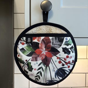 Christmas Pot Grab, Winter Floral Oven Mitt, Red Poinsettia Flowers, Green Holly & Pine Cone Pot Holder, Festive Kitchen Gift, Made in UK
