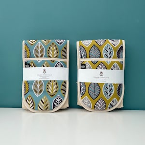 Double Oven Gloves / Skandinavian style Kitchen Oven Mitts / Pot Holder / Housewarming Gift - Leaf Pattern in Blue or Yellow.