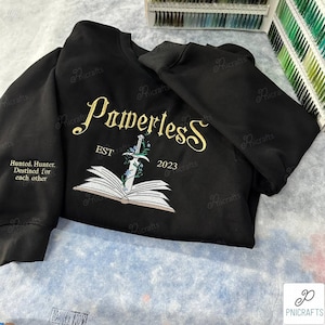 Powerless Series Lauren Roberts Embroidered Sweatshirt, Kai & Paedyn Hoodie, Powerful Book Shirt, Fearless, Reckless, Fantasy Bookish Gift bild 4