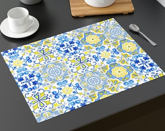 Tovagliette in piastrelle portoghesi, decorazioni per la cucina in stile mediterraneo, decorazioni per la tavola, accessori da cucina, regalo per l'inaugurazione della casa, set di 2 o 4 tovagliette in cotone.