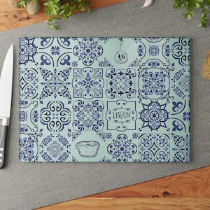 Lisbon Cutting Board: Mediterranean Blue Tile Decor, Family Gift, Vovo Housewarming Gift, Portuguese Mom Gift, Glass