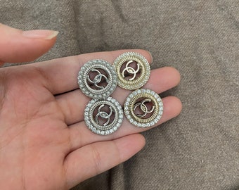 22mm-Pearl vintage  Chanel buttons