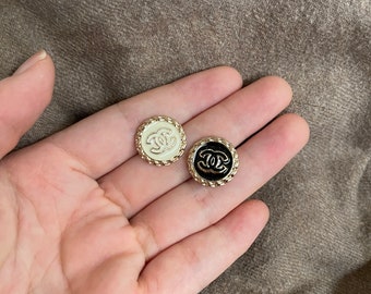 16mm-Veritable vintage  Chanel buttons