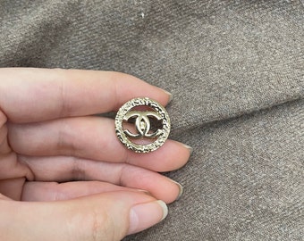 20mm-Veritable vintage  Chanel buttons