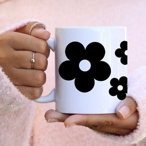 Flower Mug, Beautiful Floral Mug, Flower Lovers Gift, Modern Mug, Gift for Best Friend, Beautiful Mug for Yourself