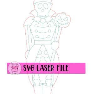 Może przedstawiać: Plik laserowy SVG o tematyce Halloween z szkieletowym projektem dziadka do orzechów. Projekt zawiera kapelusz z pajęczyną, dynię i tekst "SVG LASER FILE" na różowym banerze. Kontur jest turkusowy i czerwony.