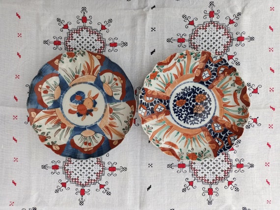 Handpainted Chinese vintage earthenware plates