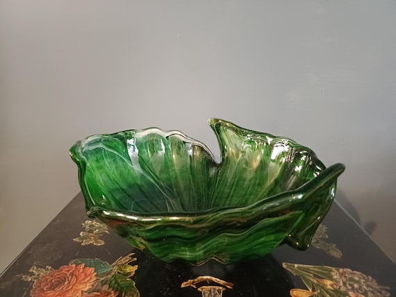 Spectacular green Murano decorative dish fruitbowl centrepiece
