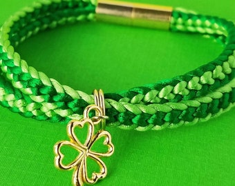 St. Patrick's Day lucky clover bracelet, 2 braided flat bands in 2-tone green color w/ a gold 4-leaf clover charm & magnetic clasp, 6 sizes!