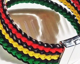 Pulsera del Mes de la Historia Afroamericana, tejida a mano en colores BLM: rojo, amarillo, verde y negro. Cierre magnético. Tamaños personalizados.