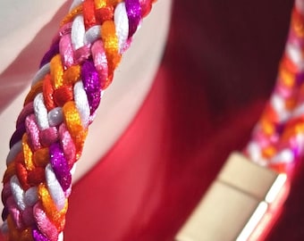 Pulsera del orgullo lésbico: Satén tejido a mano, cierre en oro mate o plata, tamaños personalizados.