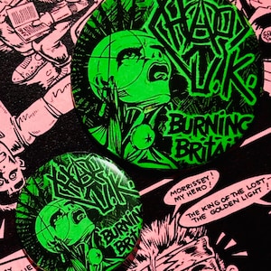 CHAOS UK handgemaakte individuele pin-badges in 38 mm en 58 mm