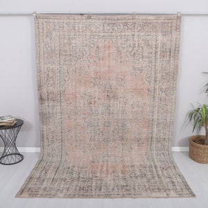 6x9 Vintage Turkish Oushak Rug: Handmade Wool Anatolian Rug