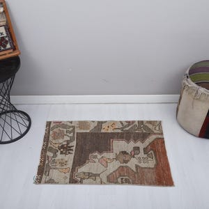 Vintage Turkish Wool Mini Rug, 2x3 ft, Oushak Door Mat