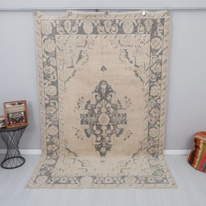 5x9 Vintage Oushak Rug: Handmade Wool Anatolian Rug