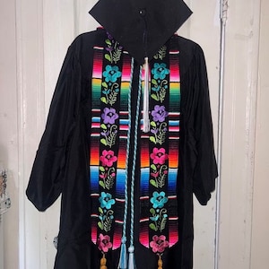 Handgeborduurde bloemen/Mexicaanse Sarape-afstudeerstola