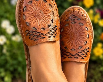 Mexican Handmade Huaraches, Leather Huarache Sandals for Women, Slip On Flats, Comfortable Casual Shoes