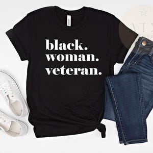 Schwarzes Frauenveteranhemd, schwarzes veteranen-T-Shirt, schwarze Frauenveterangeschenke, schwarzes veteranenstolz-Hemd