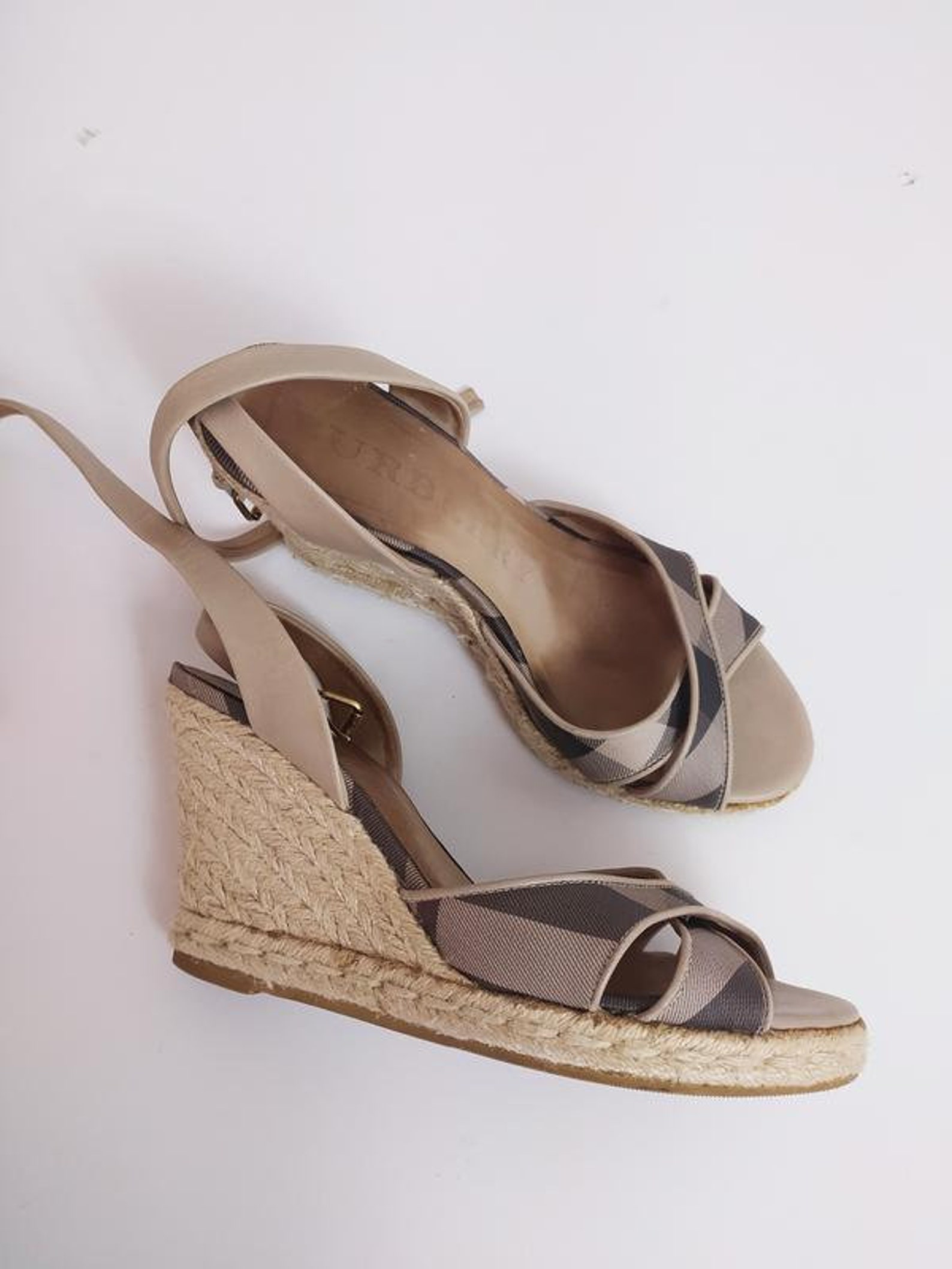 burberry rainbow sandals