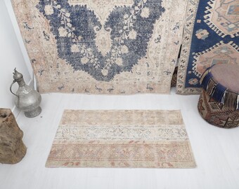 Handmade Turkish Wool Door Mat: Vintage Oushak Rug (2x4 ft)