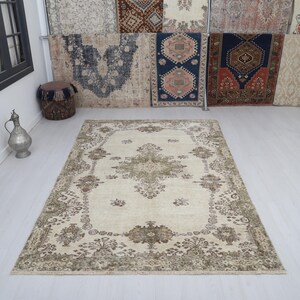 5x9 Vintage Oushak Rug: Bohemian Anatolian Wool-Cotton Rug