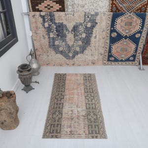 Vintage Turkish Oushak Rug 2x5: Small Wool Anatolian Rug