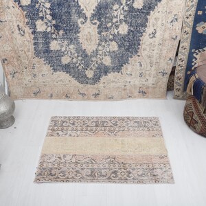 Vintage Turkish Wool Mini Rug 2x3: Small Oushak Accent Rug