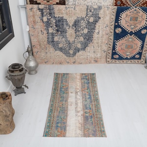 Vintage Turkish Wool Rug 2x5: Small Neutral Oushak Rug