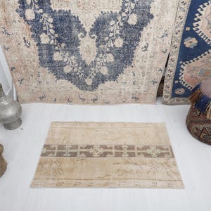 Anatolian Rug, Natural Rug, Small Size Rug, Turkish Mini Rug, 2x3 Oushak Rug, 2x3 Mini Rug, Door Mat Rug, 2x3 Vintage Rug, Turkish Rug,18483
