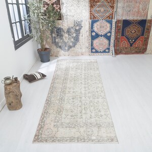 Handmade Oushak Runner Rug: Vintage Turkish Wool (3x10 Rug)