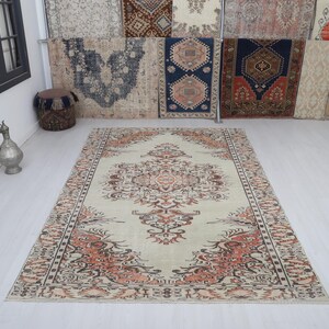 5x9 Vintage Oushak Turkish Rug: Bohemian Anatolian Area Rug