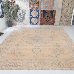 10x12 Vintage Turkish Oushak Rug: Soft Wool & Cotton, 1990