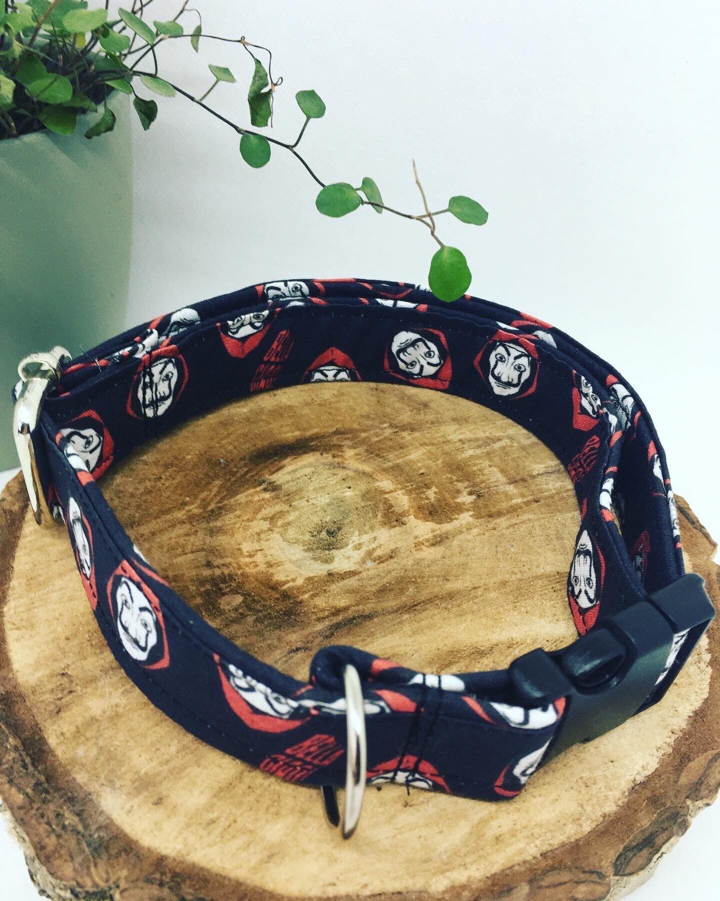 Collier Chien Fait Main La Casa de Pape