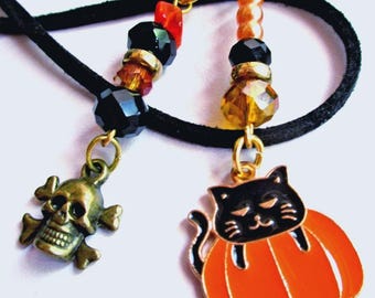 My Cat&#39;s in the Pumpkin, Detailed Bookmark, Book Thong, Light Catcher 17.5 in