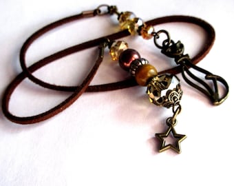 Sophisticated Cat Star Bookmark, Bronze  17.5 inches