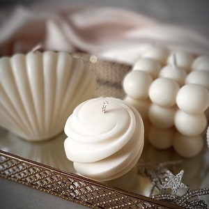 Oval minimalistic soy wax pillar candle - Aromatic candle