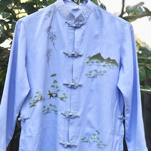 Hand painted silk blouse asian top light blue shirt long sleeve mandarin collar frog closure vintage top women clothing sz M