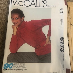 McCALL’s 6773 Misses raglan sleeve pullover top for stretch knits only sz Small 10-12 Uncut women clothing sewing pattern