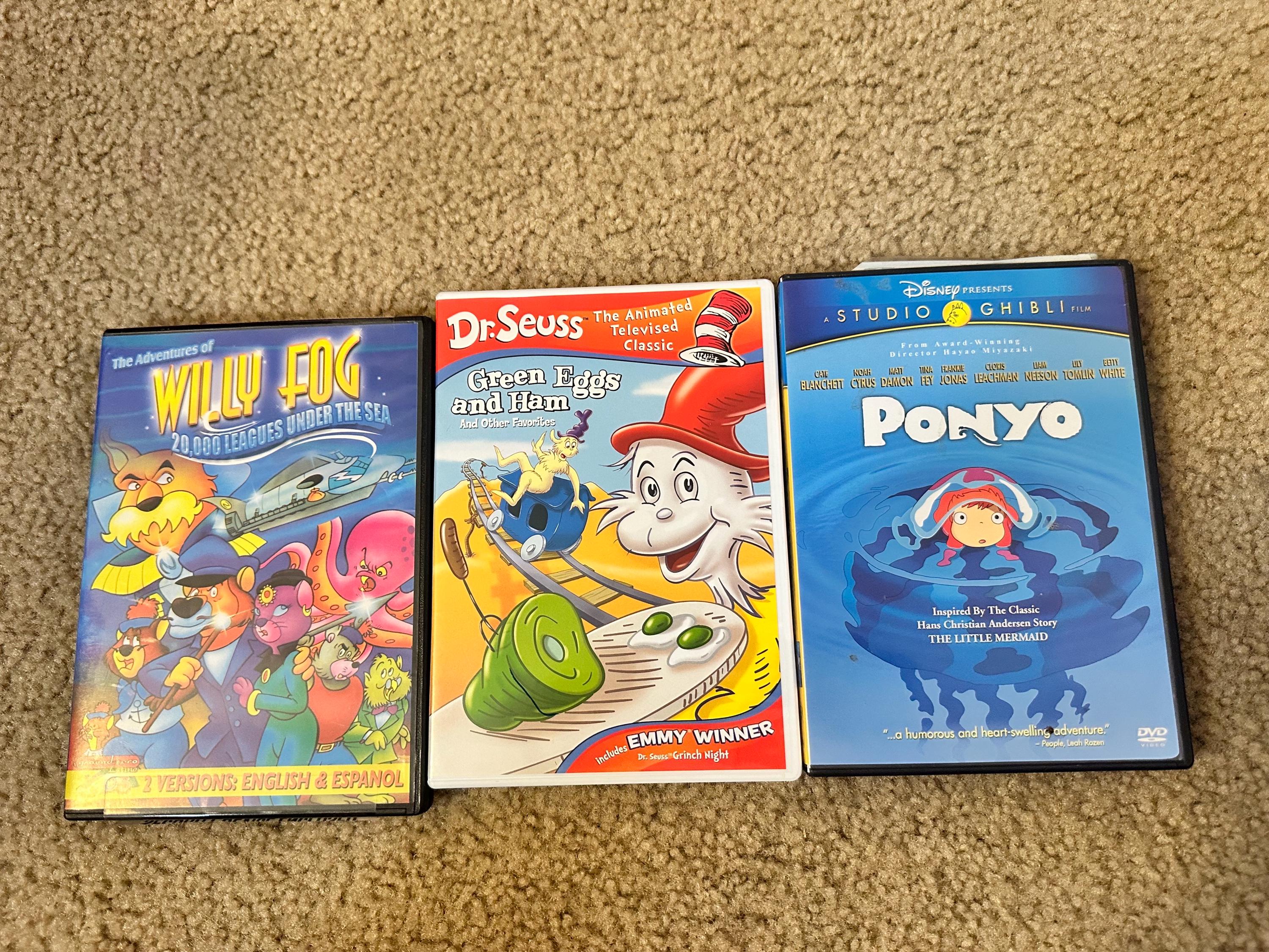 2010年に正規で購入されたシングアロロング絵本&CD&DVDセット Lot 3 Kids Dvds Disney Ponyo Dr. Seuss Green Eggs and Ham the