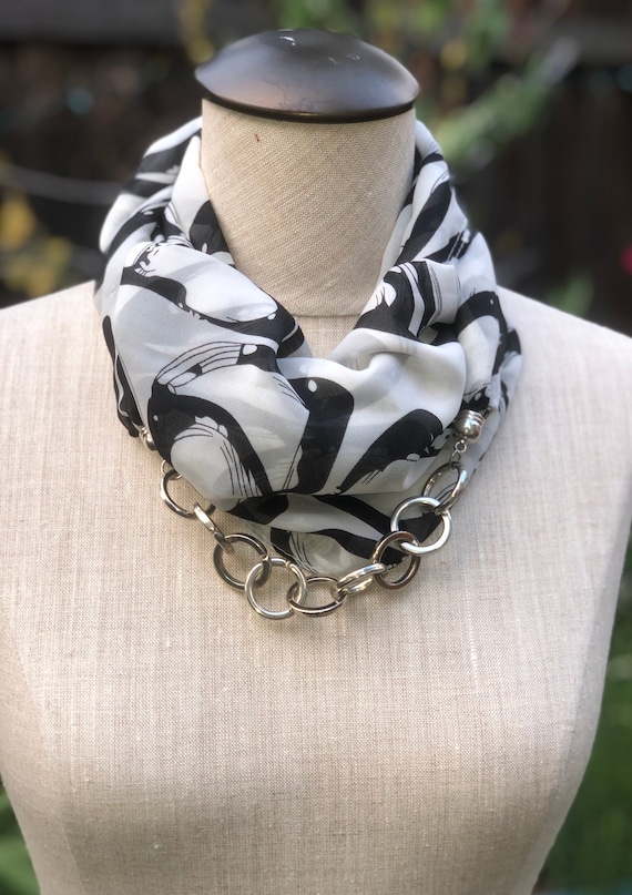 Infinity loop women neck scarf accessory, Endless 