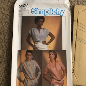 Simplicity 6807 Misses easy to sew blouse tops women clothing sz 20-22-24 Uncut easy tunics vintage sewing pattern