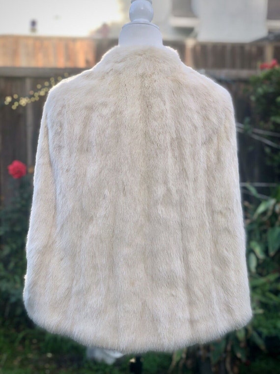 Off white real fur cape Bridal bolero fur jacket … - image 4