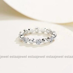 Wunderschönes, minimalistisches Ewigkeitsband, Hochzeitsdiamantband, 1,10 Karat Diamant im Rundschliff, 14 Karat Weißgold, Verlobungsring, Geschenk für Frauen Bild 4