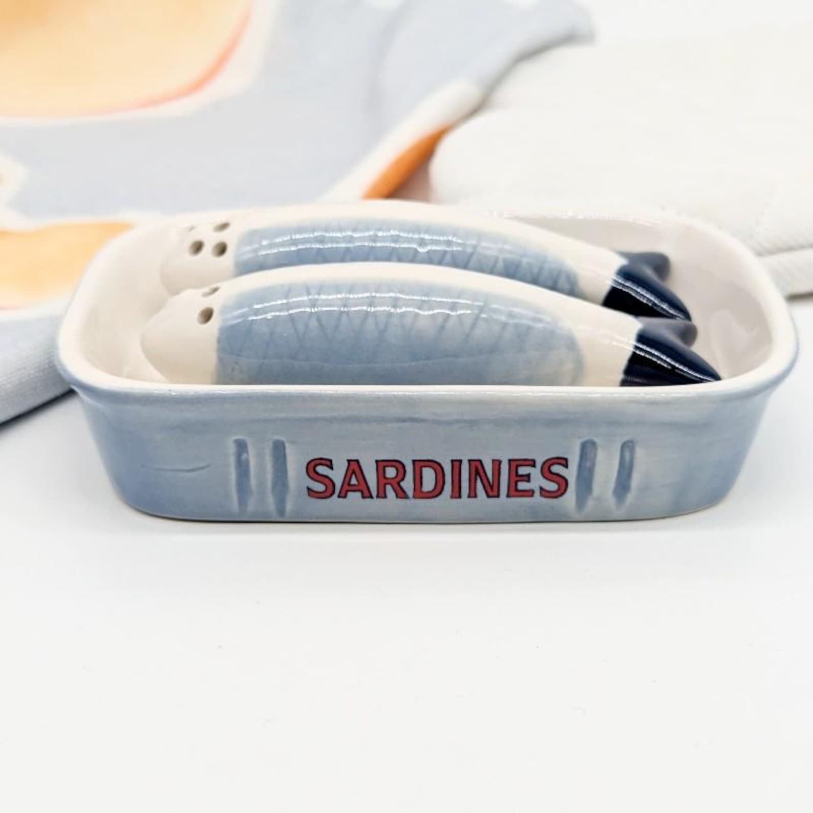 Sardine Fish Salt Pepper Shaker Set | Sardine Gifts | Kitchen Gifts | Housewarming Gifts